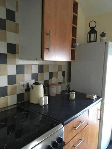 Comfy Stays Swansea Flat 3 Bagian luar foto